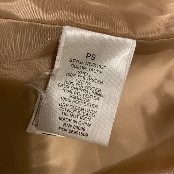 Jacket - Picture 4 of 4